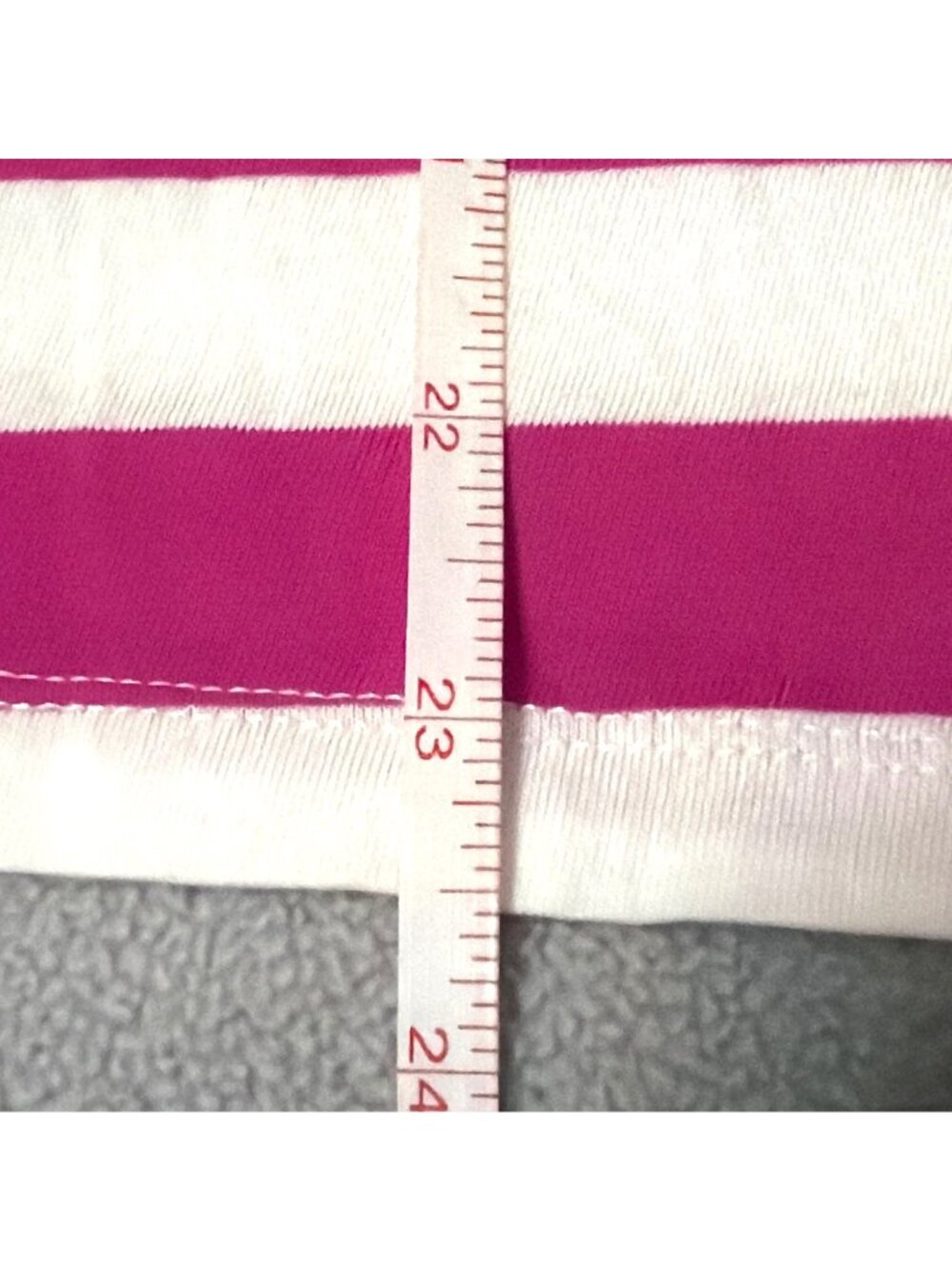 Old Navy Womens Pink & White T-Shirt Large Cotton Y2K Summer Casual Bold Relaxed - Picture 6 of 6